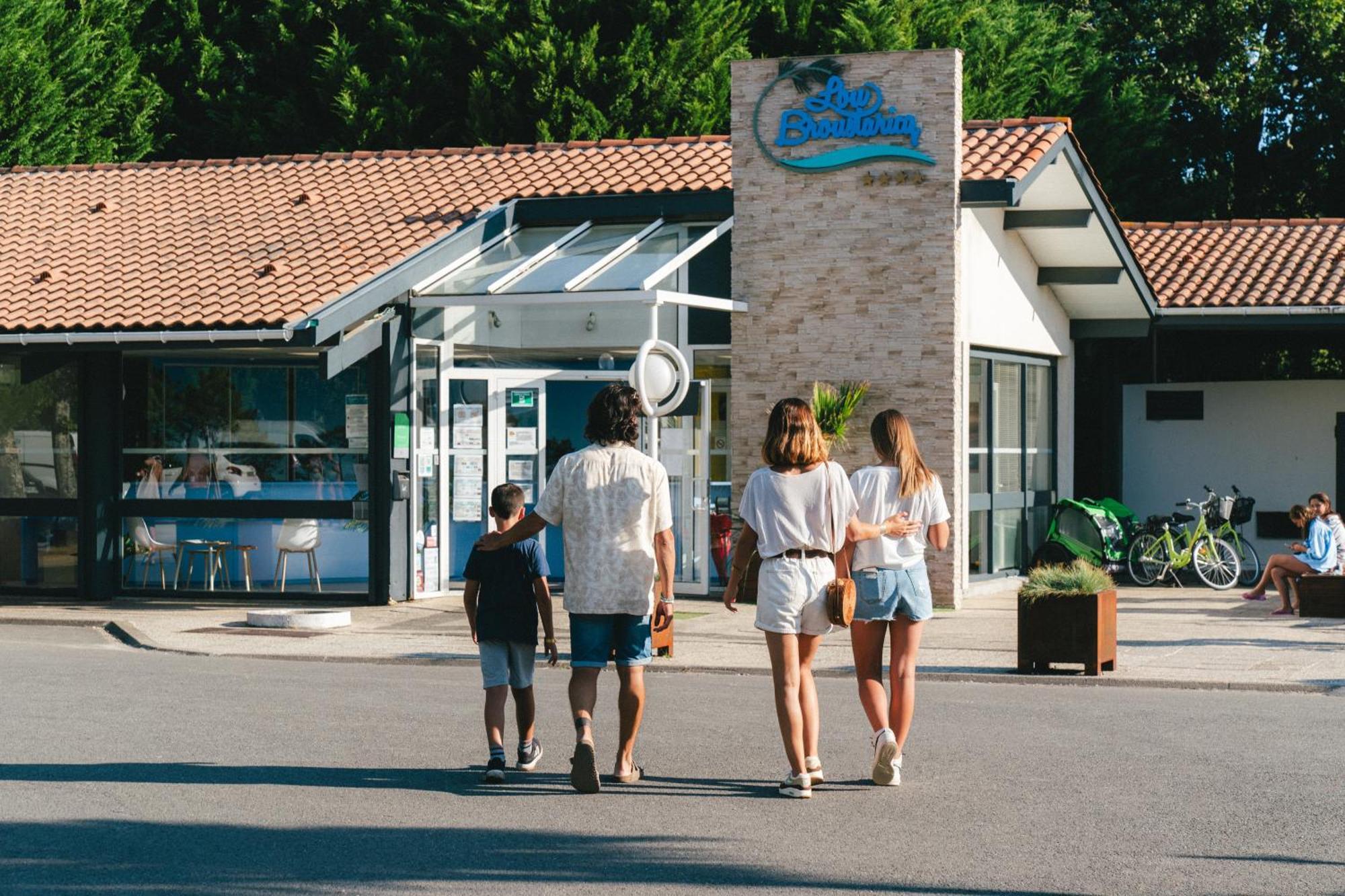 Camping Lou Broustaricq Sanguinet Buitenkant foto