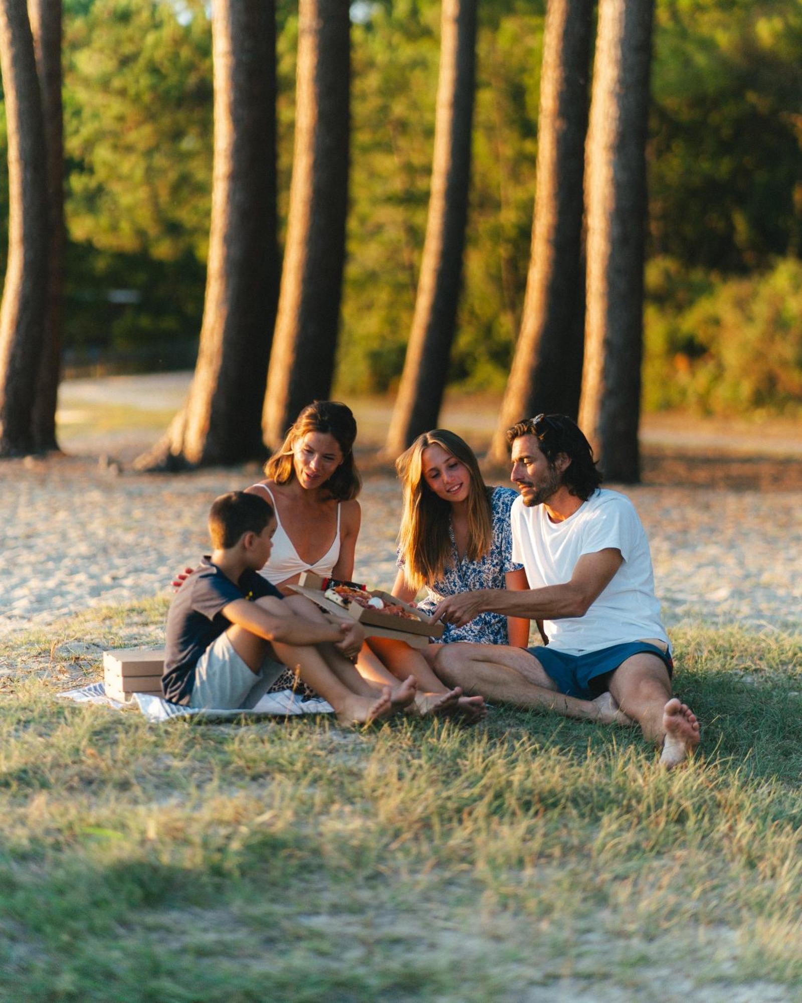 Camping Lou Broustaricq Sanguinet Buitenkant foto